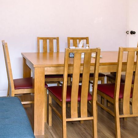 Nice 4 Bedroom Apartment Near City Centre 2-Min Walk To Metro !! Business & Family Friendly!! London Kültér fotó