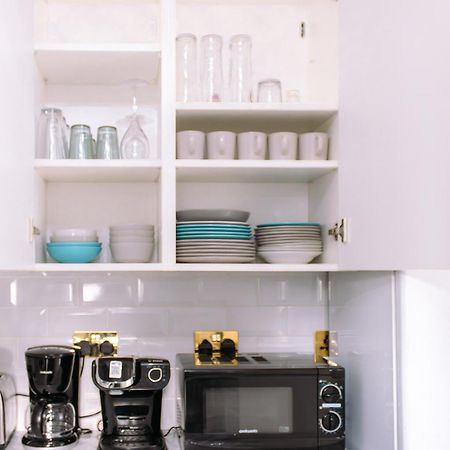 Nice 4 Bedroom Apartment Near City Centre 2-Min Walk To Metro !! Business & Family Friendly!! London Kültér fotó