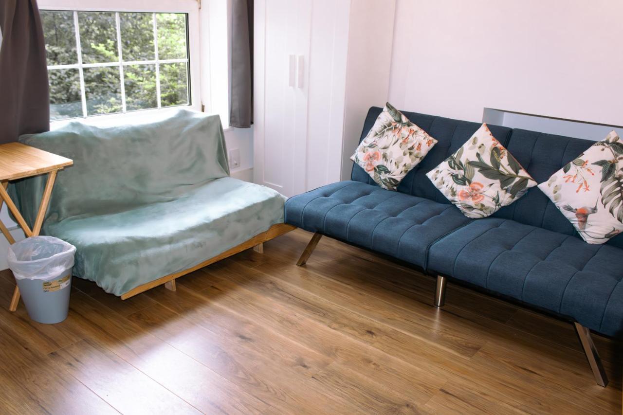 Nice 4 Bedroom Apartment Near City Centre 2-Min Walk To Metro !! Business & Family Friendly!! London Kültér fotó