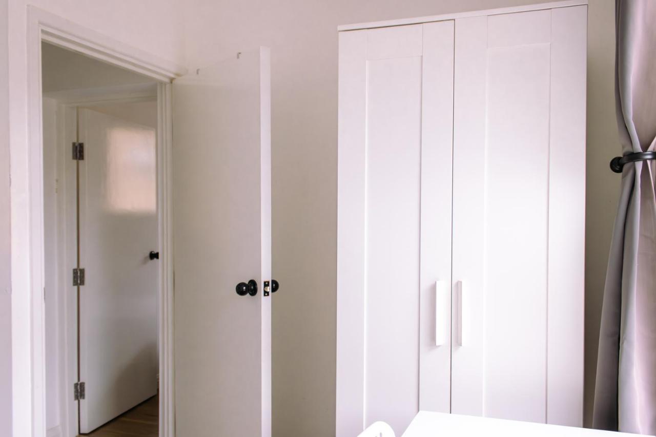 Nice 4 Bedroom Apartment Near City Centre 2-Min Walk To Metro !! Business & Family Friendly!! London Kültér fotó